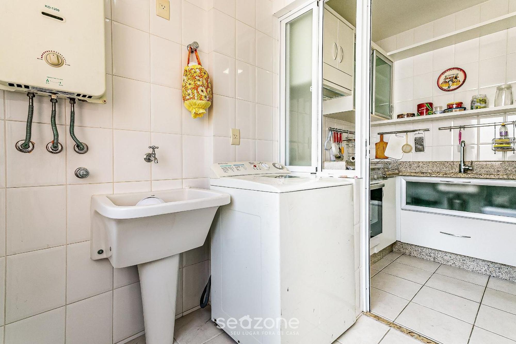 Rvg- Belos Apartamentos Quadra Mar Em Floripa ฟลอเรียนอโปลิส ภายนอก รูปภาพ