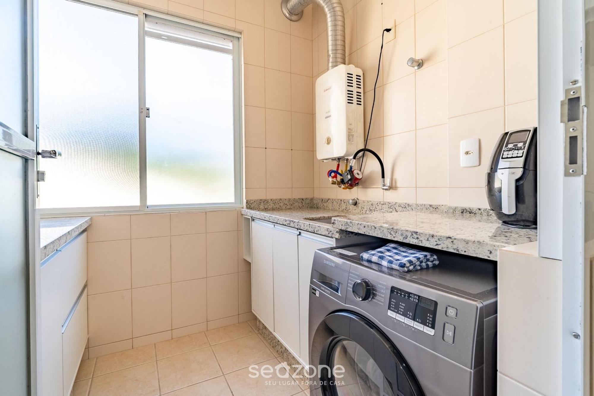 Rvg- Belos Apartamentos Quadra Mar Em Floripa ฟลอเรียนอโปลิส ภายนอก รูปภาพ